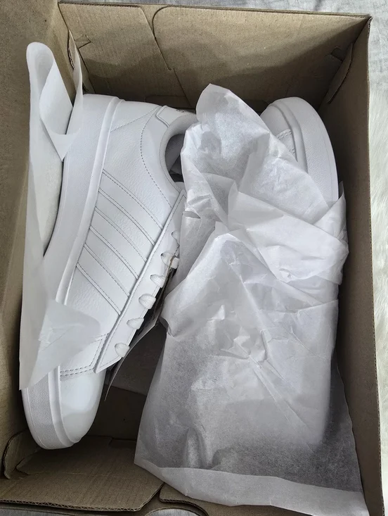 Adidas Ground Court 2.0 White Gold Metallic Sneakers For Womens New✨️ - Picture 8 of 8